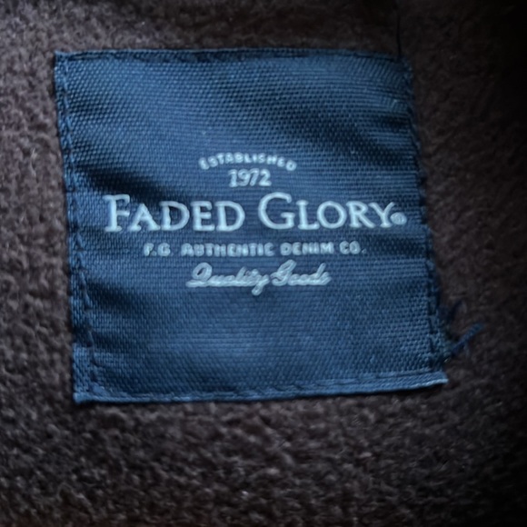 Brown puffer jacket - Picture 3 of 4